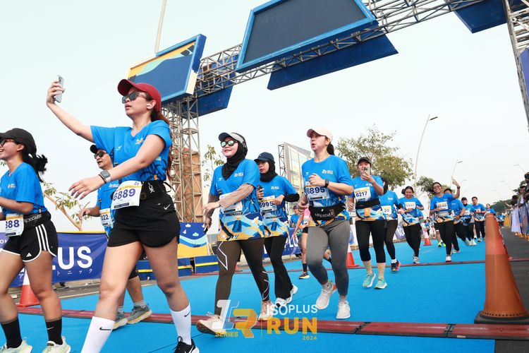 Race photo from ISOPlus Run 2024 Jakarta