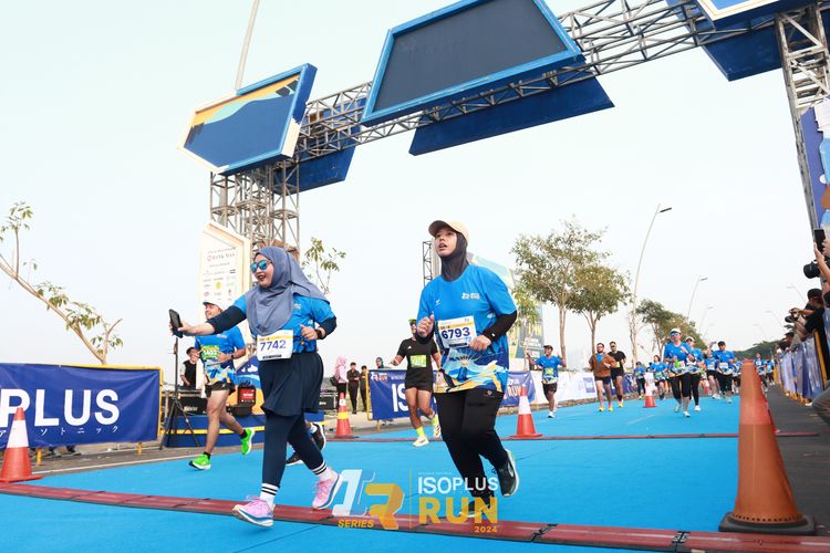 Race photo from ISOPlus Run 2024 Jakarta
