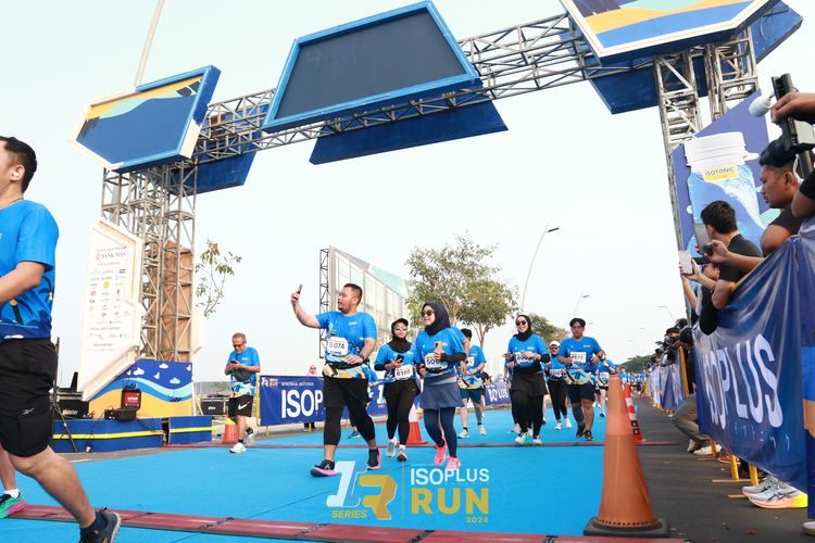 Race photo from ISOPlus Run 2024 Jakarta