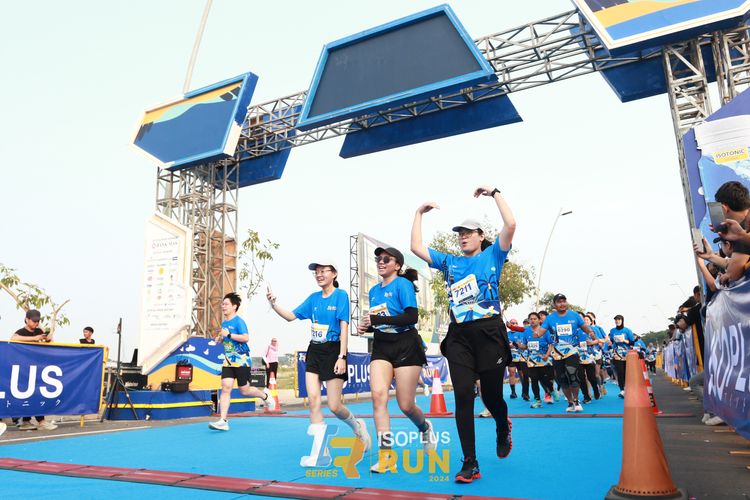 Race photo from ISOPlus Run 2024 Jakarta