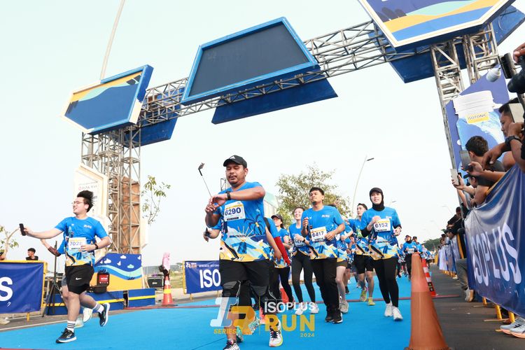 Race photo from ISOPlus Run 2024 Jakarta