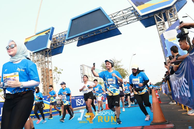 Race photo from ISOPlus Run 2024 Jakarta