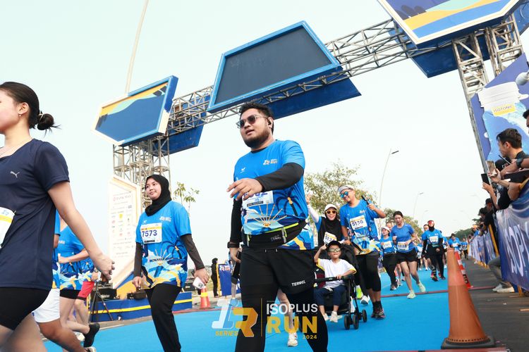 Race photo from ISOPlus Run 2024 Jakarta