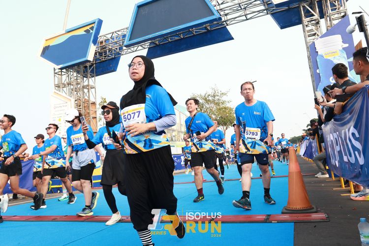Race photo from ISOPlus Run 2024 Jakarta