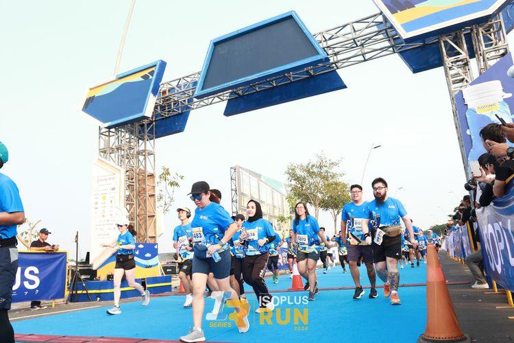 Race photo from ISOPlus Run 2024 Jakarta