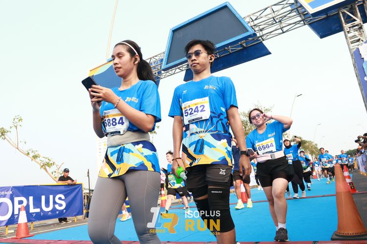 Race photo from ISOPlus Run 2024 Jakarta
