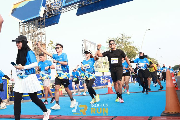 Race photo from ISOPlus Run 2024 Jakarta
