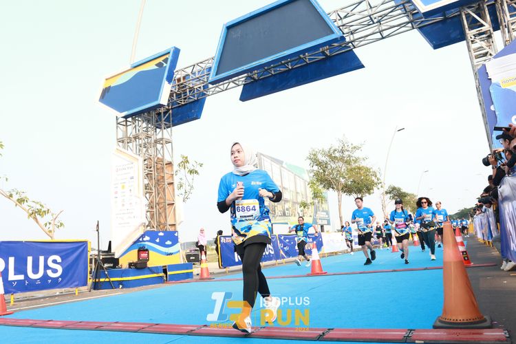 Race photo from ISOPlus Run 2024 Jakarta