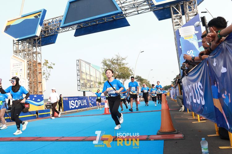 Race photo from ISOPlus Run 2024 Jakarta