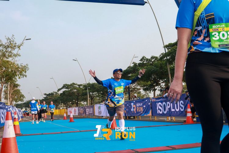Race photo from ISOPlus Run 2024 Jakarta