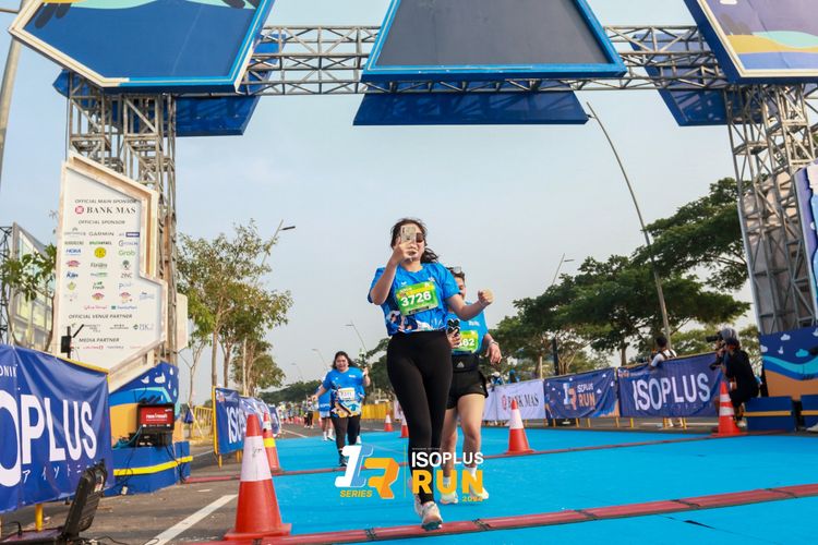 Race photo from ISOPlus Run 2024 Jakarta