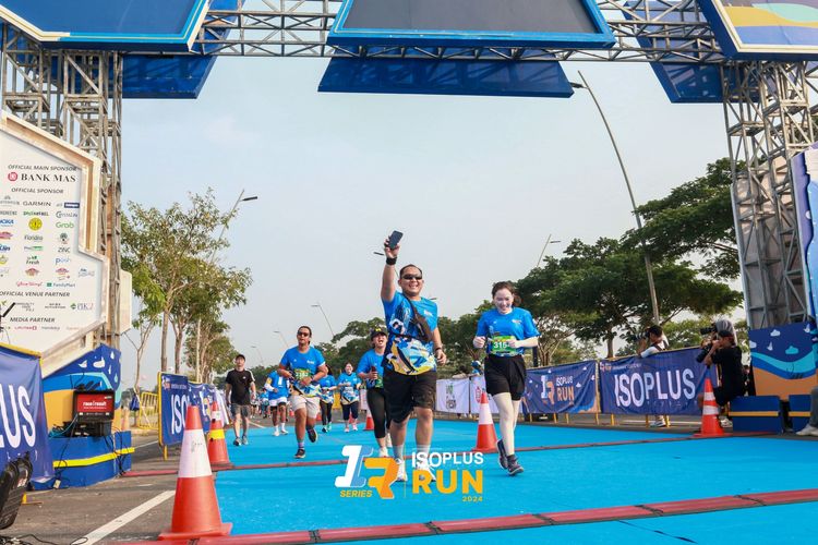 Race photo from ISOPlus Run 2024 Jakarta