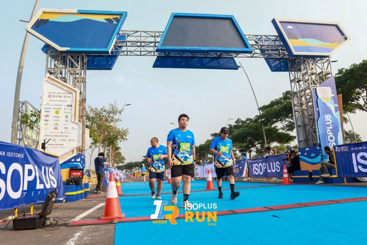 Race photo from ISOPlus Run 2024 Jakarta