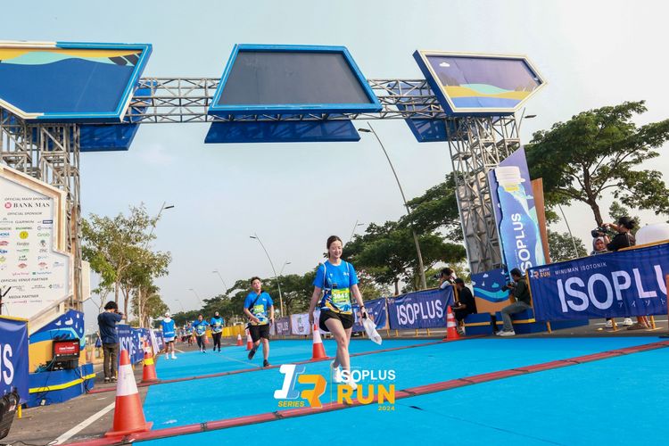 Race photo from ISOPlus Run 2024 Jakarta