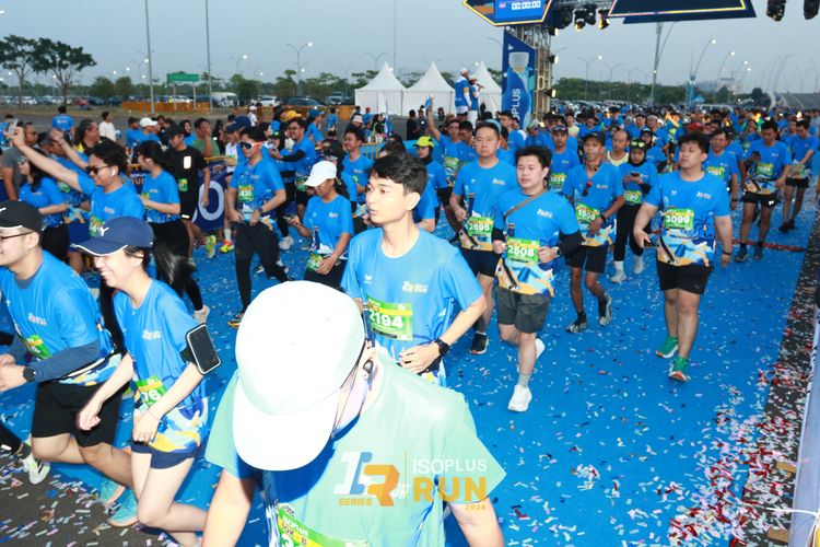 Race photo from ISOPlus Run 2024 Jakarta