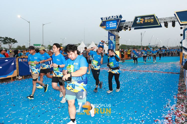 Race photo from ISOPlus Run 2024 Jakarta