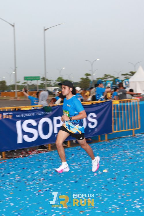 Race photo from ISOPlus Run 2024 Jakarta