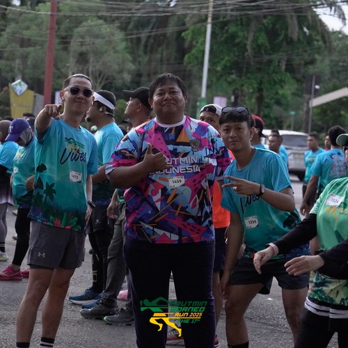 Race photo from VIBES AND STRENGTH CAMP ABR 2025