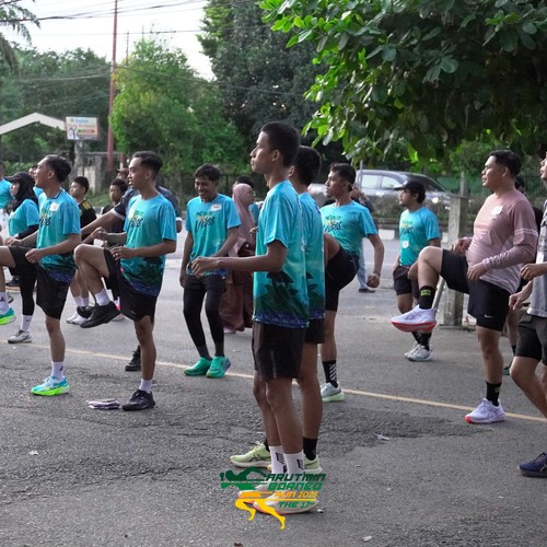 Race photo from VIBES AND STRENGTH CAMP ABR 2025