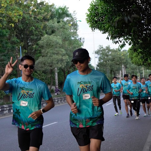 Race photo from VIBES AND STRENGTH CAMP ABR 2025