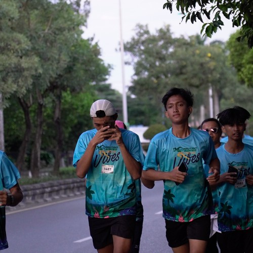 Race photo from VIBES AND STRENGTH CAMP ABR 2025