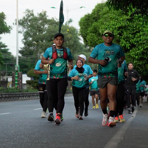 Race photo from VIBES AND STRENGTH CAMP ABR 2025