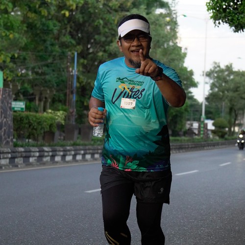 Race photo from VIBES AND STRENGTH CAMP ABR 2025