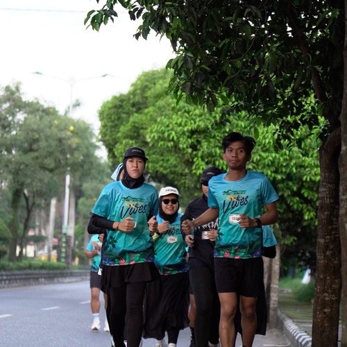 Race photo from VIBES AND STRENGTH CAMP ABR 2025
