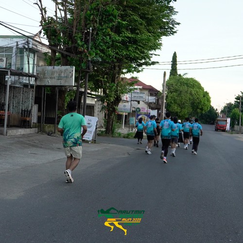 Race photo from VIBES AND STRENGTH CAMP ABR 2025