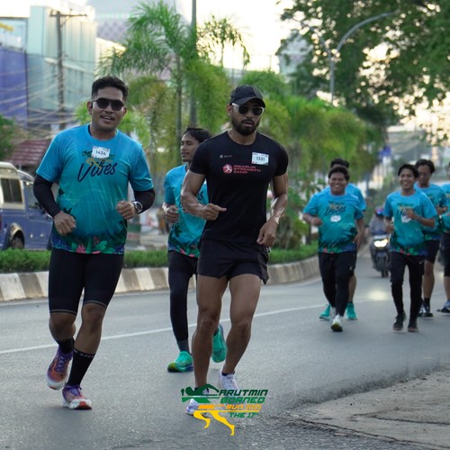 Race photo from VIBES AND STRENGTH CAMP ABR 2025