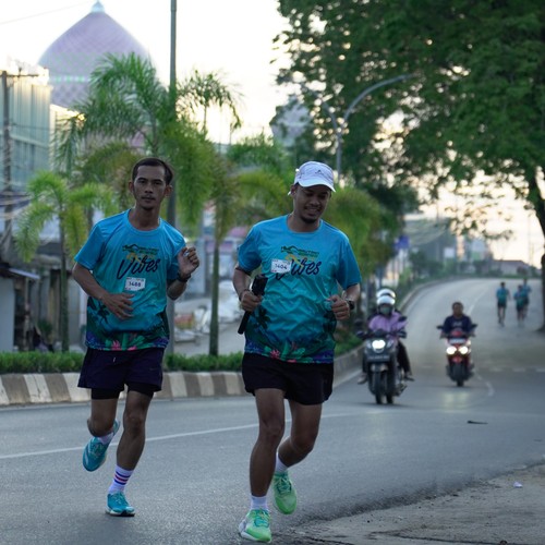 Race photo from VIBES AND STRENGTH CAMP ABR 2025