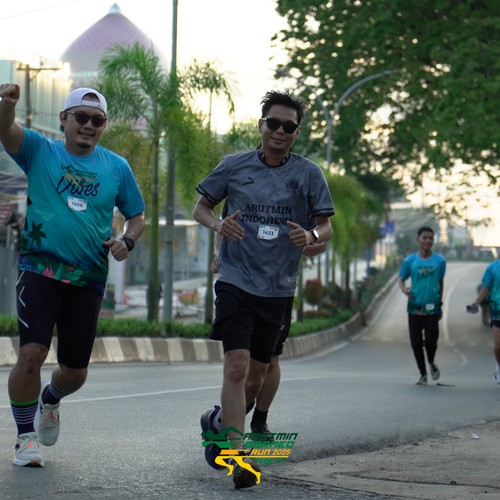 Race photo from VIBES AND STRENGTH CAMP ABR 2025