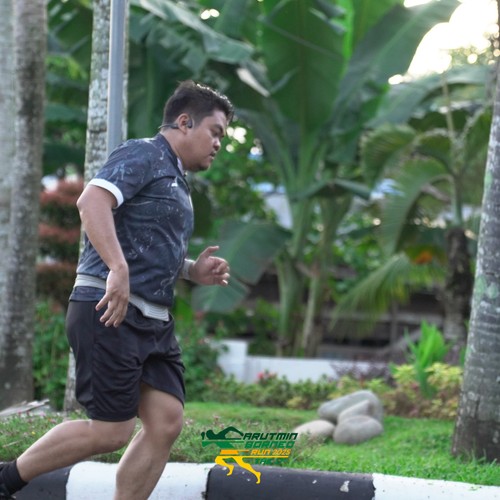 Race photo from VIBES AND STRENGTH CAMP ABR 2025