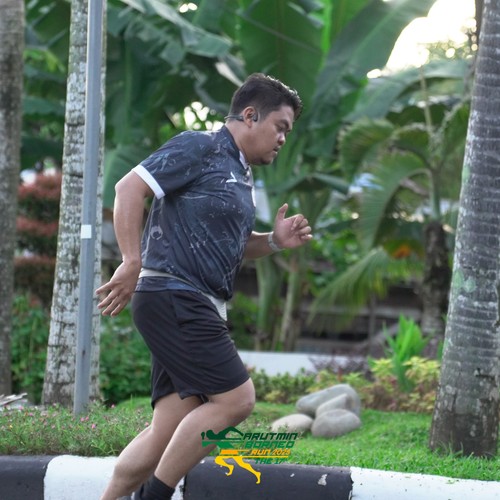 Race photo from VIBES AND STRENGTH CAMP ABR 2025