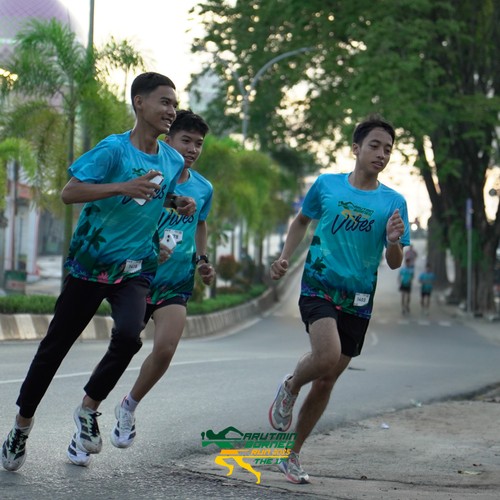 Race photo from VIBES AND STRENGTH CAMP ABR 2025