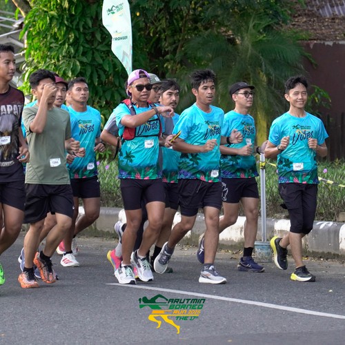 Race photo from VIBES AND STRENGTH CAMP ABR 2025