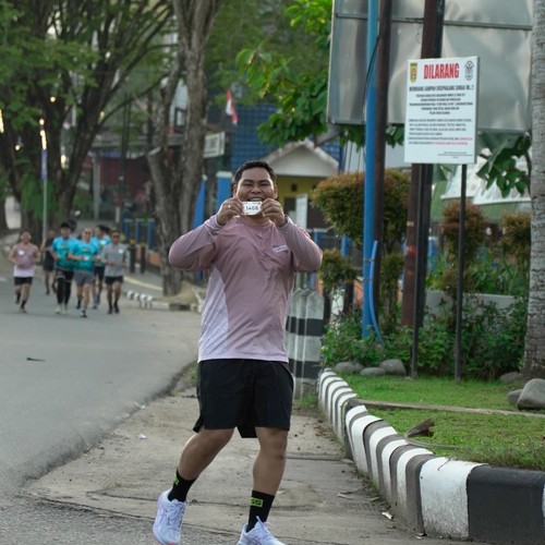 Race photo from VIBES AND STRENGTH CAMP ABR 2025
