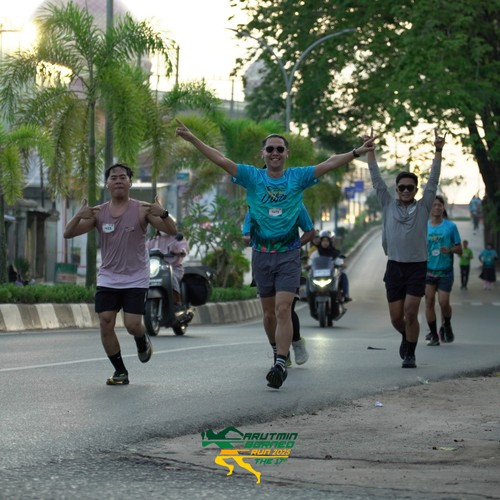 Race photo from VIBES AND STRENGTH CAMP ABR 2025