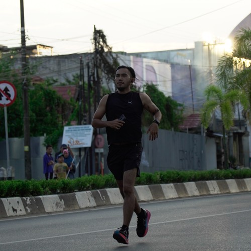 Race photo from VIBES AND STRENGTH CAMP ABR 2025