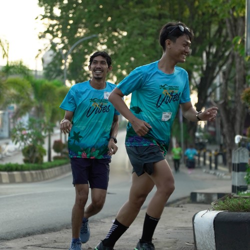 Race photo from VIBES AND STRENGTH CAMP ABR 2025