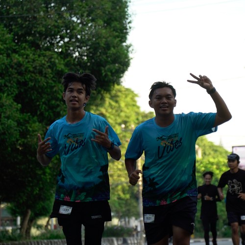 Race photo from VIBES AND STRENGTH CAMP ABR 2025