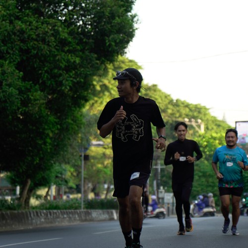 Race photo from VIBES AND STRENGTH CAMP ABR 2025