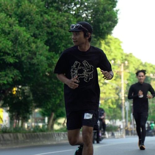 Race photo from VIBES AND STRENGTH CAMP ABR 2025