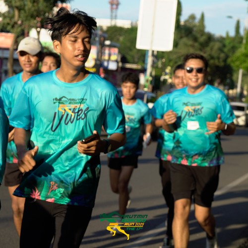 Race photo from VIBES AND STRENGTH CAMP ABR 2025