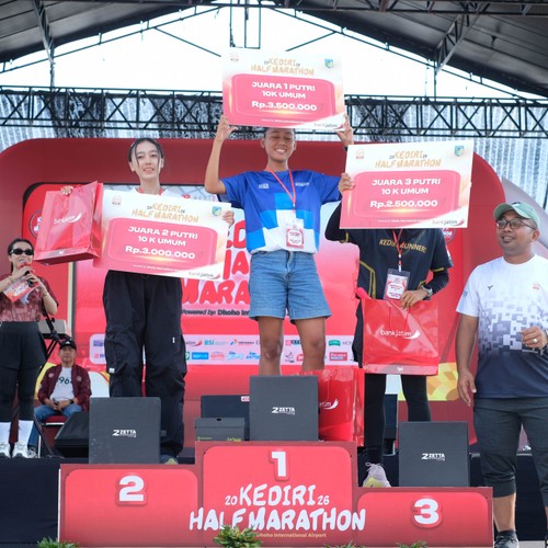 Race photo from KEDIRI HALF MARATHON 2026