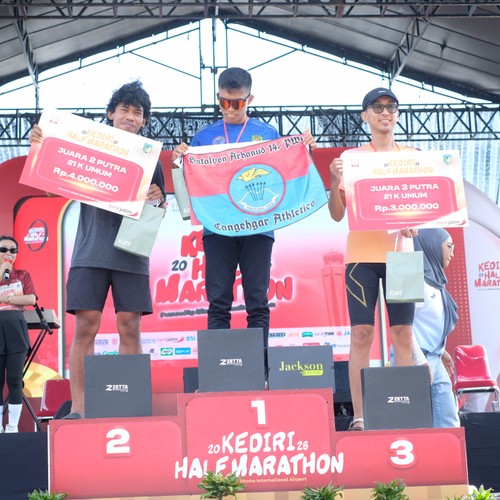 Race photo from KEDIRI HALF MARATHON 2026