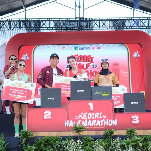 Race photo from KEDIRI HALF MARATHON 2026