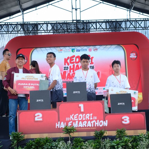 Race photo from KEDIRI HALF MARATHON 2026