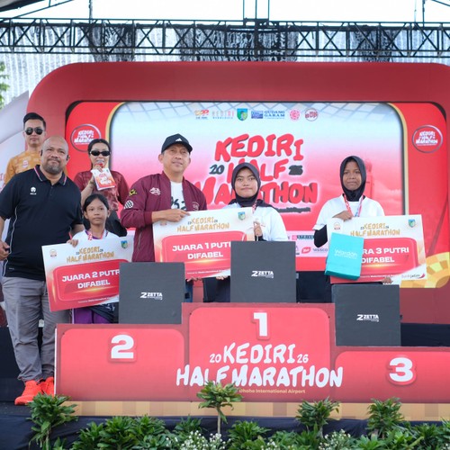 Race photo from KEDIRI HALF MARATHON 2026