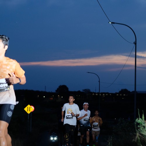 Race photo from KEDIRI HALF MARATHON 2026